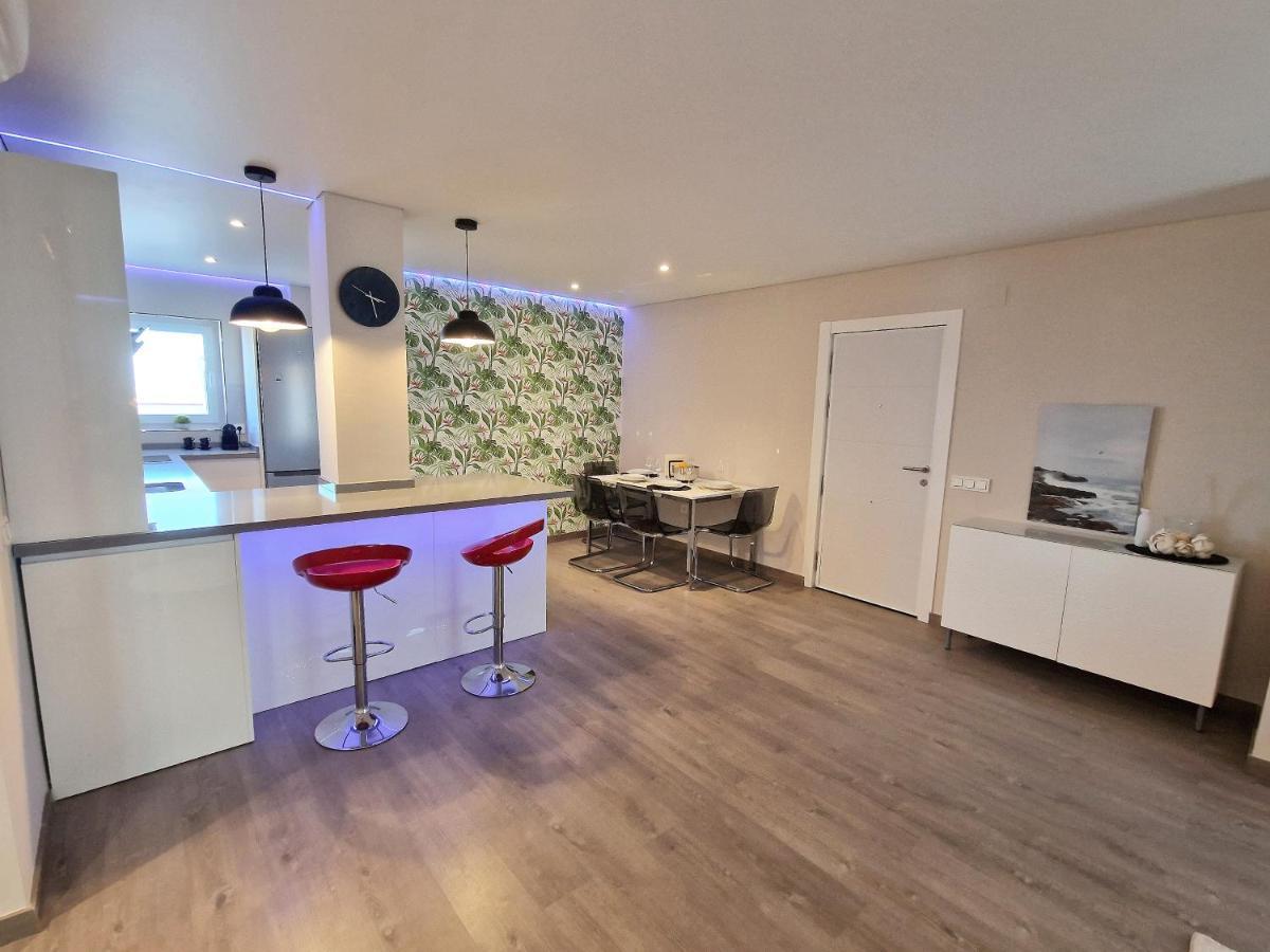 Emerald Apartment - Spacious Modern 2 Bedroom ベナルマデナ エクステリア 写真